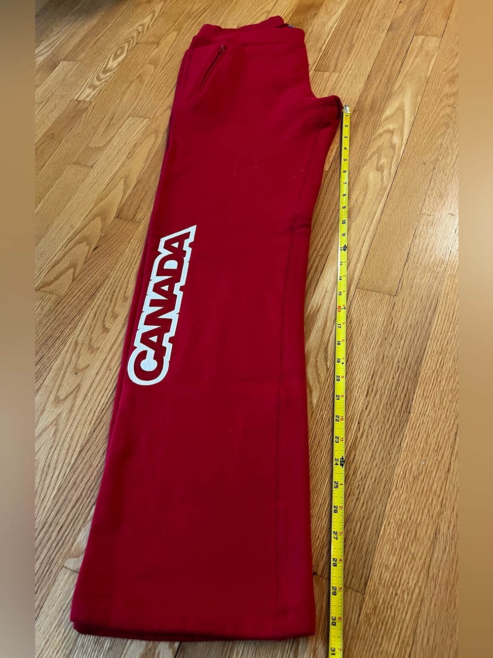 NWOT - Team Canada Olympic Jogging pants by HBC, Women’s size M - Picture 12 of 14